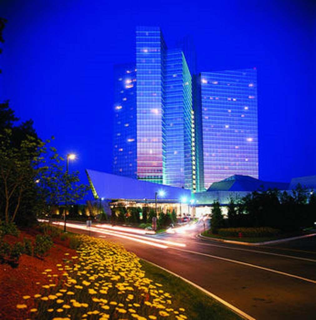 Mohegan Sun Hotel Ънкасвил Екстериор снимка
